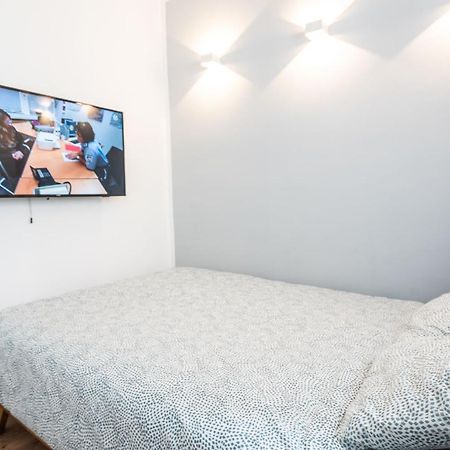 Cozy Design Apartament In Magheru 부쿠레슈티 외부 사진